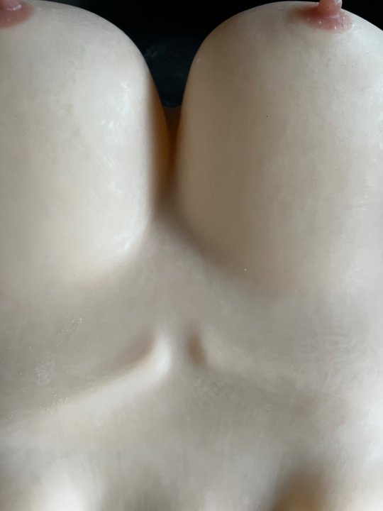 Brysttorso realistisk med silicone. Str E sk&aring;l